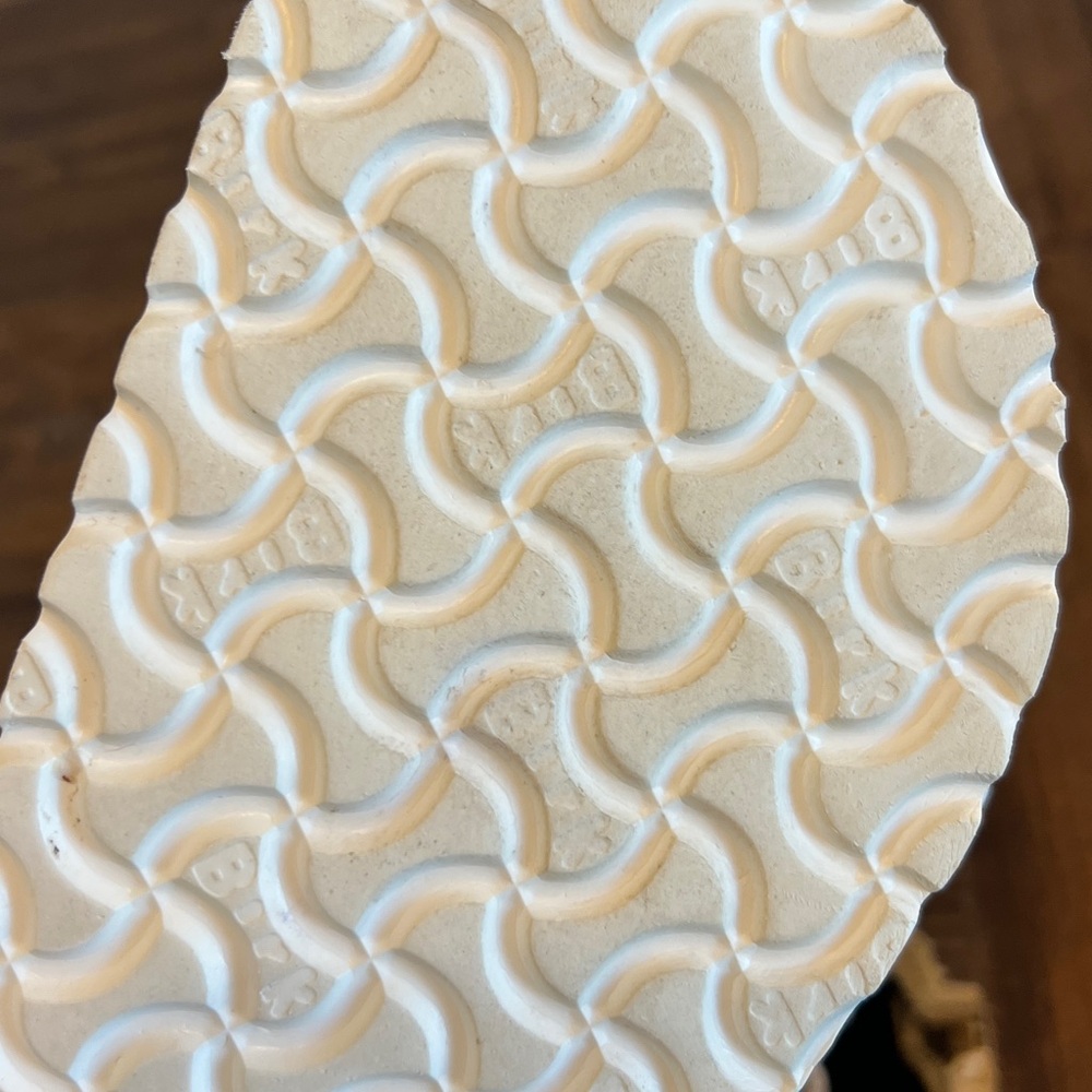 Birkenstock White Arizona Essentials Slide Sandals EVA | EU: 43 M: 10-10.5 W: 12 - Picture 10 of 14